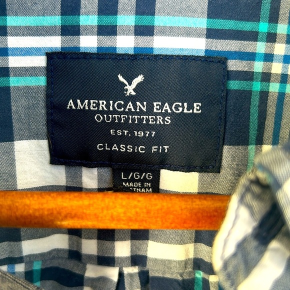 American Eagle 🦅 Outfitters men’s plaid shirt - Picture 2 of 7